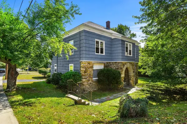 131 Altamont Ave, Melrose, MA 02176