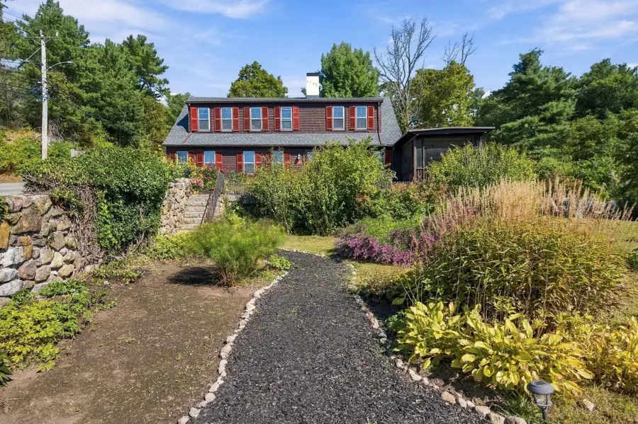 25 Concord St, Gloucester, MA 01930 - #3