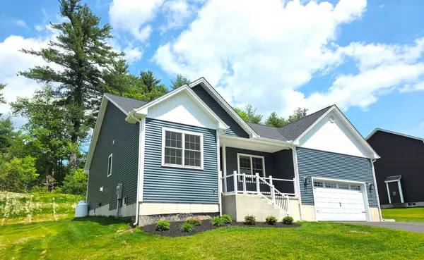 15 High Bluff, Belchertown, MA 01007