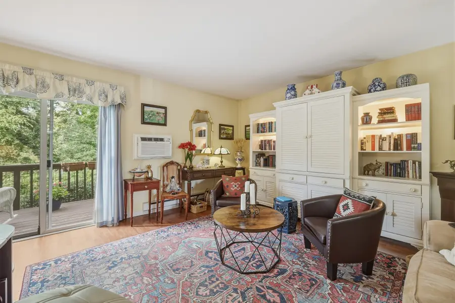 20 Lawrence Ave #49, South Hadley, MA 01075 - #3