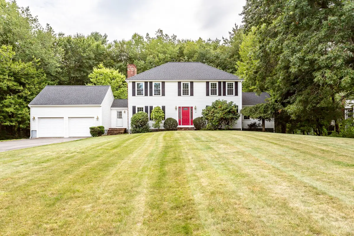 27 Gretchen Way, Raynham, MA 02767 - #1
