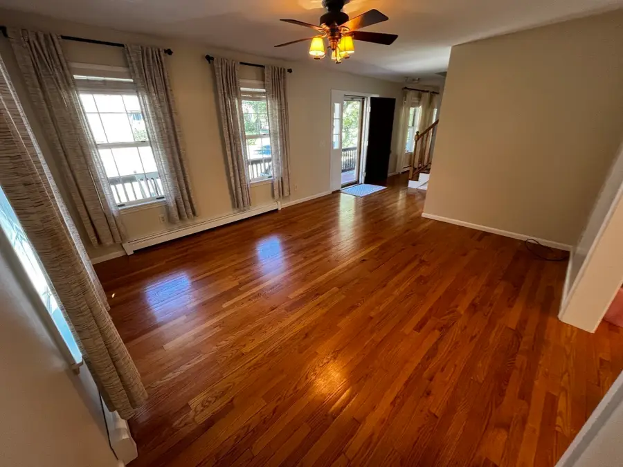 8 Pinewood Rd, Amesbury, MA 01913 - #2