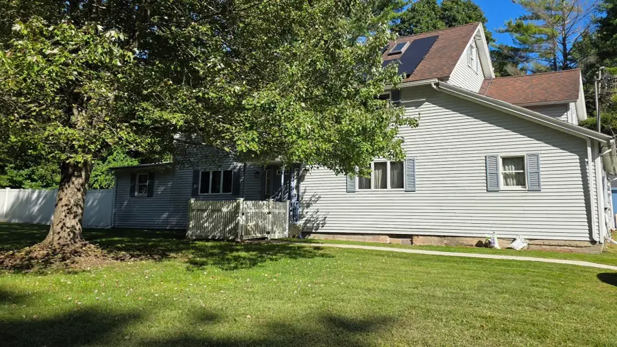 704 Belchertown Rd, Ware, MA 01082 - #3