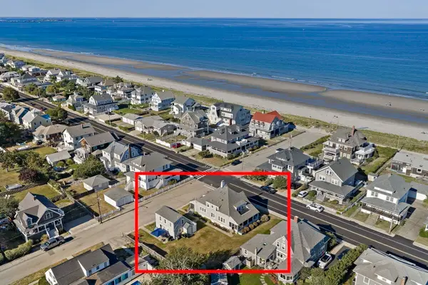 117 Manomet Ave., Hull, MA 02045