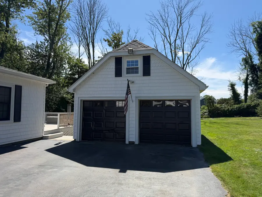233 Gifford Ave, Somerset, MA 02726 - #3