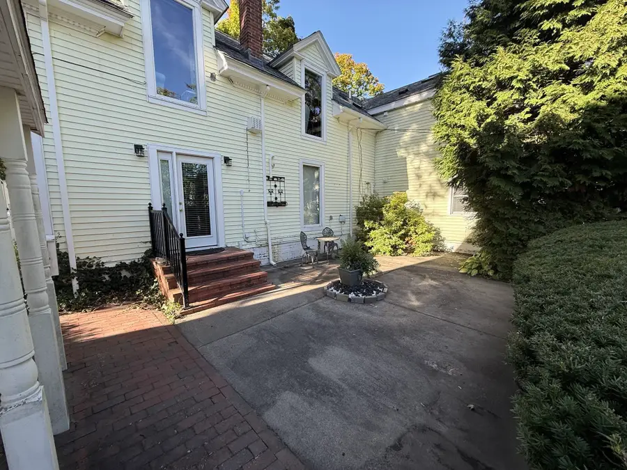 226 County St #A, Attleboro, MA 02703 - #3