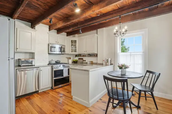 4 Short Street Pl #4, Boston, MA 02129