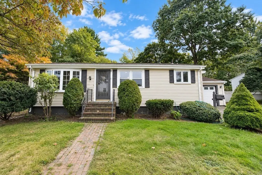 430 W Britannia St, Taunton, MA 02780 - #1