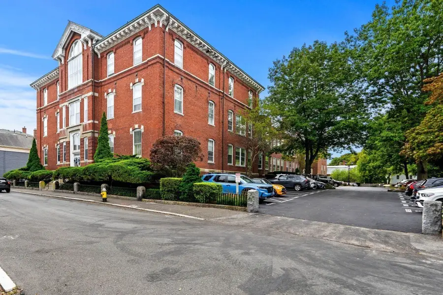 35 Flint St #205, Salem, MA 01970 - #2