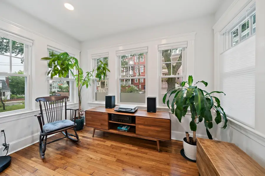 224 Summer St #1, Somerville, MA 02143 - #3