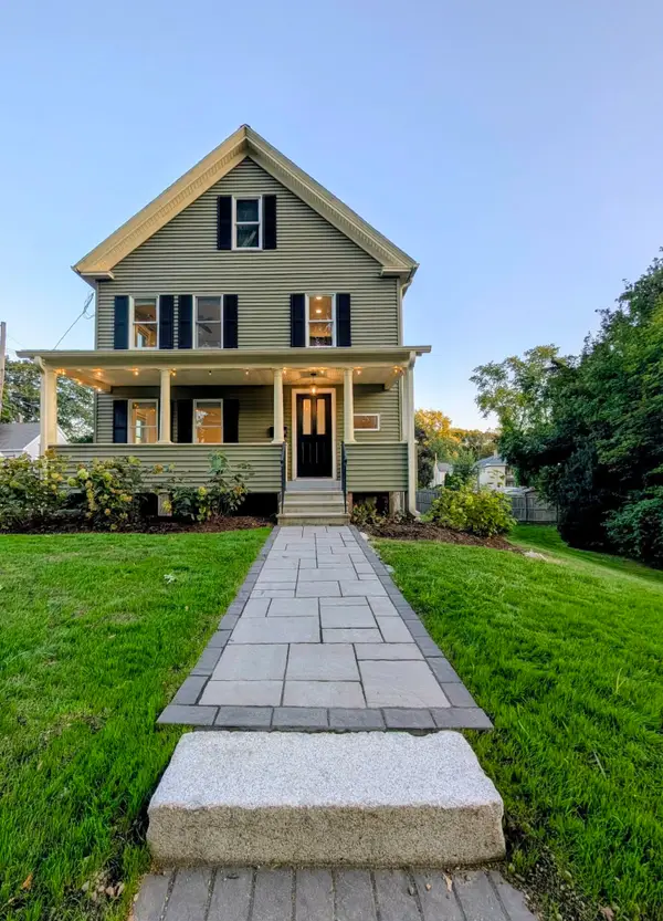 55 Packard St, Hudson, MA 01749