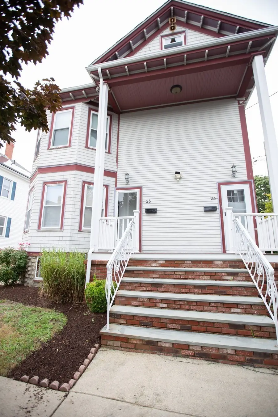 23 25 Brewster Street, New Bedford, MA 02745 - #3