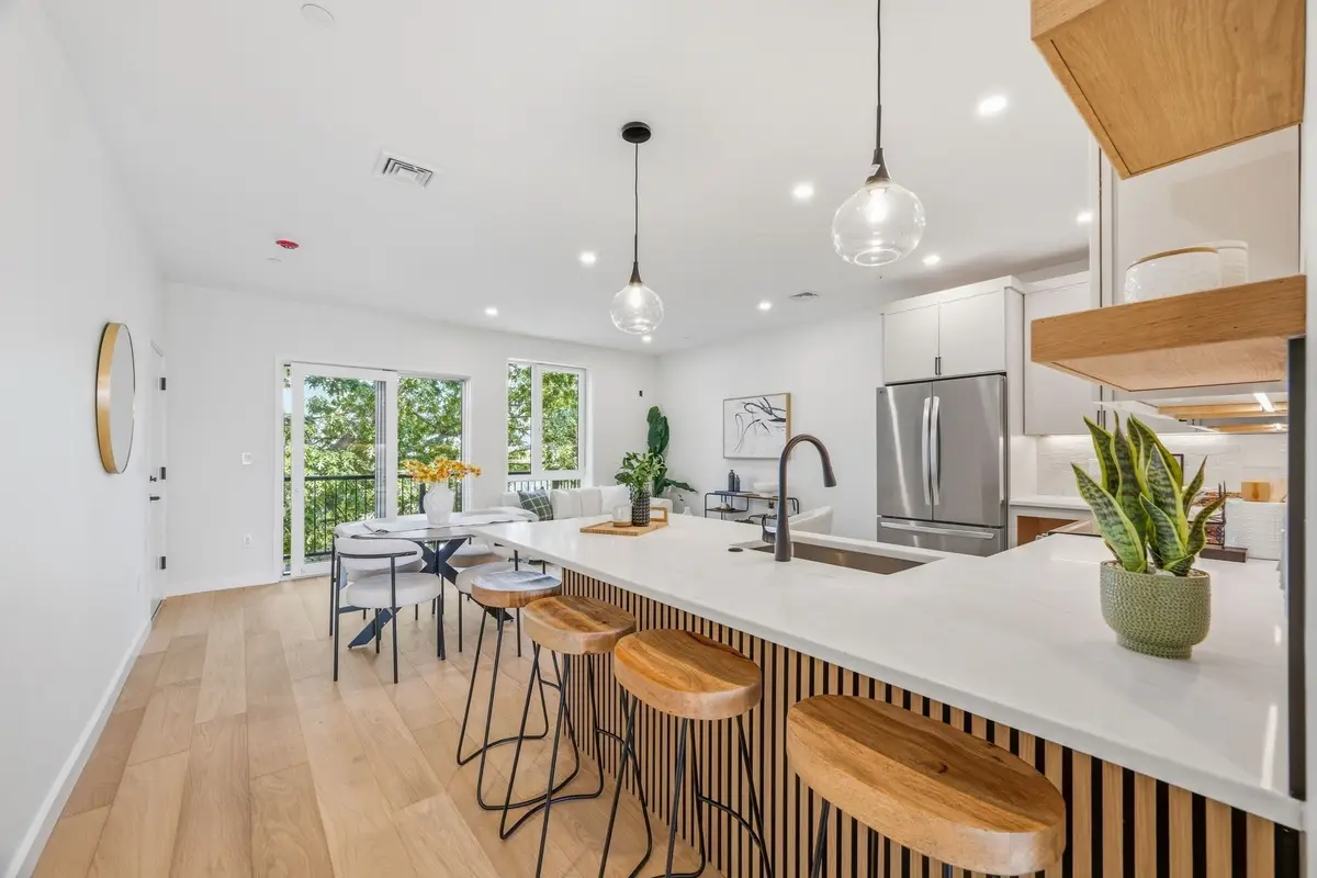 374 Athens Street #3, Boston, MA 02127 - #1