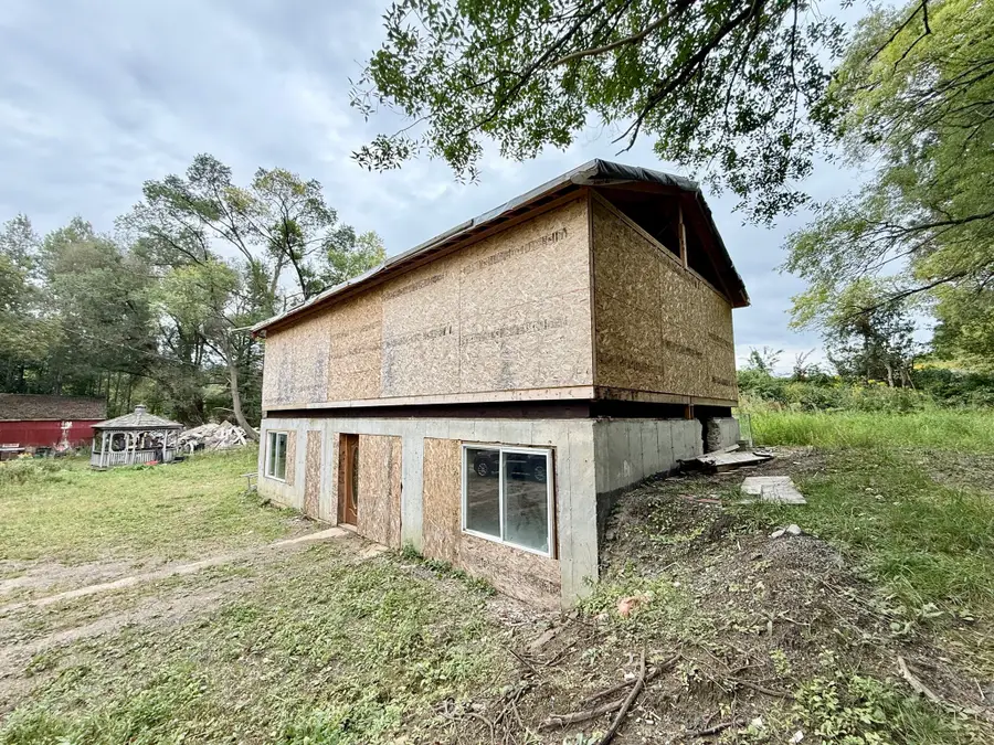 100 Bucklin Rd, Adams, MA 01220 - #3