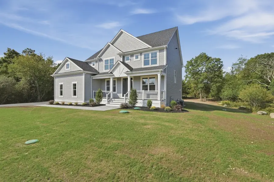 7 Ursula's Way, Seekonk, MA 02771 - #2