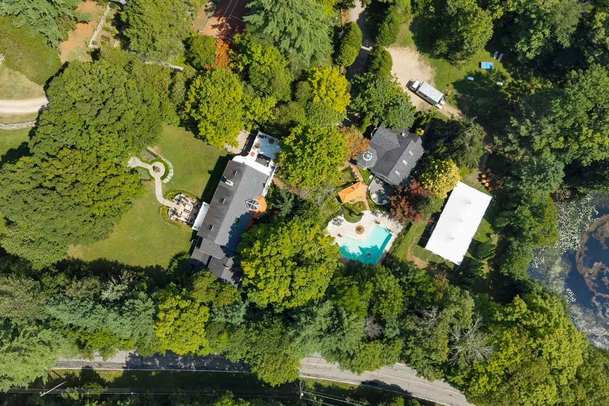 87 E Brimfield Holland, Brimfield, MA 01010 - #1