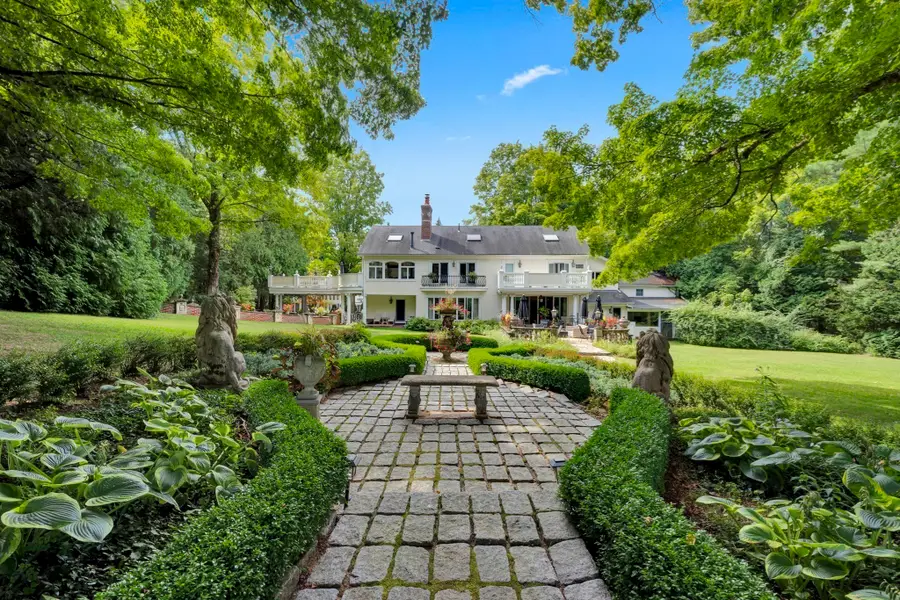 87 E Brimfield Holland, Brimfield, MA 01010 - #2