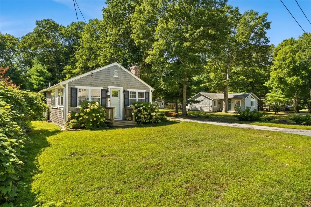 21 Harborview, East Falmouth, MA 02536 - #1