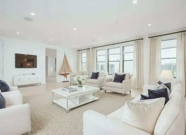 340 West 2nd Street #9, Boston, MA 02127