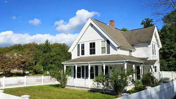 726 Main St, Boylston, MA 01505