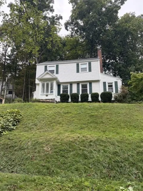 34 Saint Elmo Road, Worcester, MA 01602 - #3