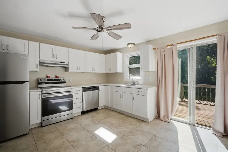 65 Lake George Drive, Wales, MA 01081 - #3