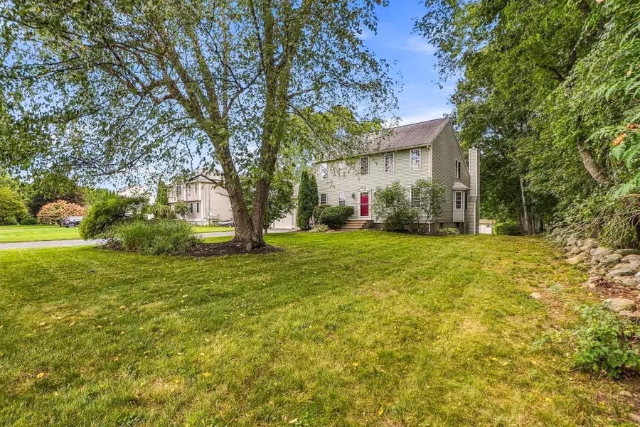 21 Lyons Rd, Dudley, MA 01571 - #3