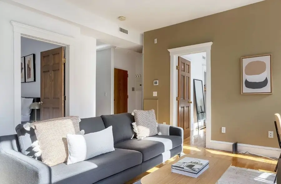 14-16 Derne Street, Boston, MA 02114 - #3