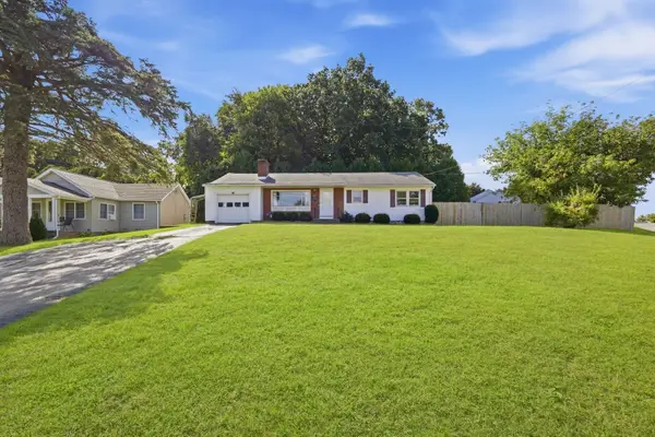 59 Washington Ave, South Hadley, MA 01075