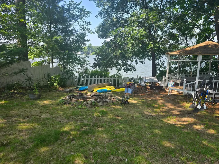 5 Shore Rd, North Reading, MA 01864 - #3