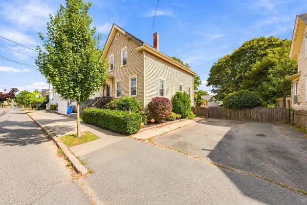 326 Cedar St, New Bedford, MA 02740