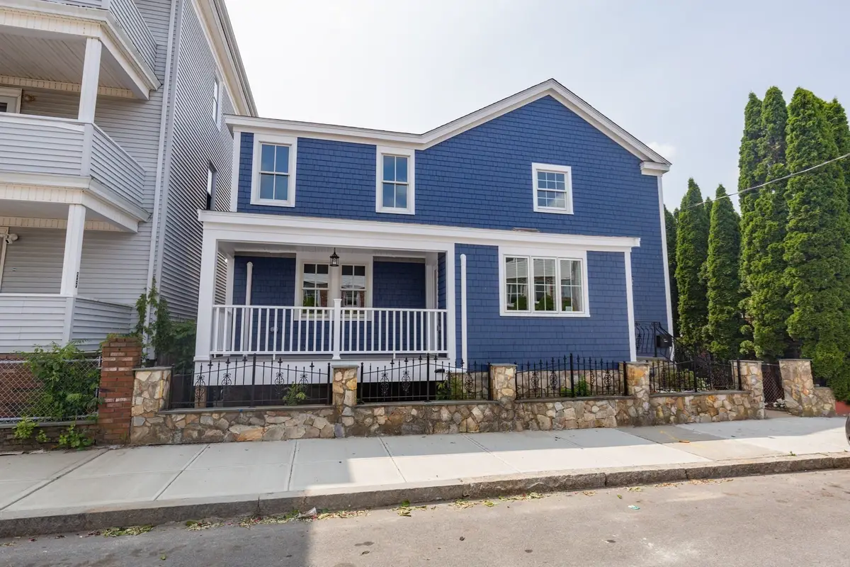 247 Pitman St, Fall River, MA 02723 - #1
