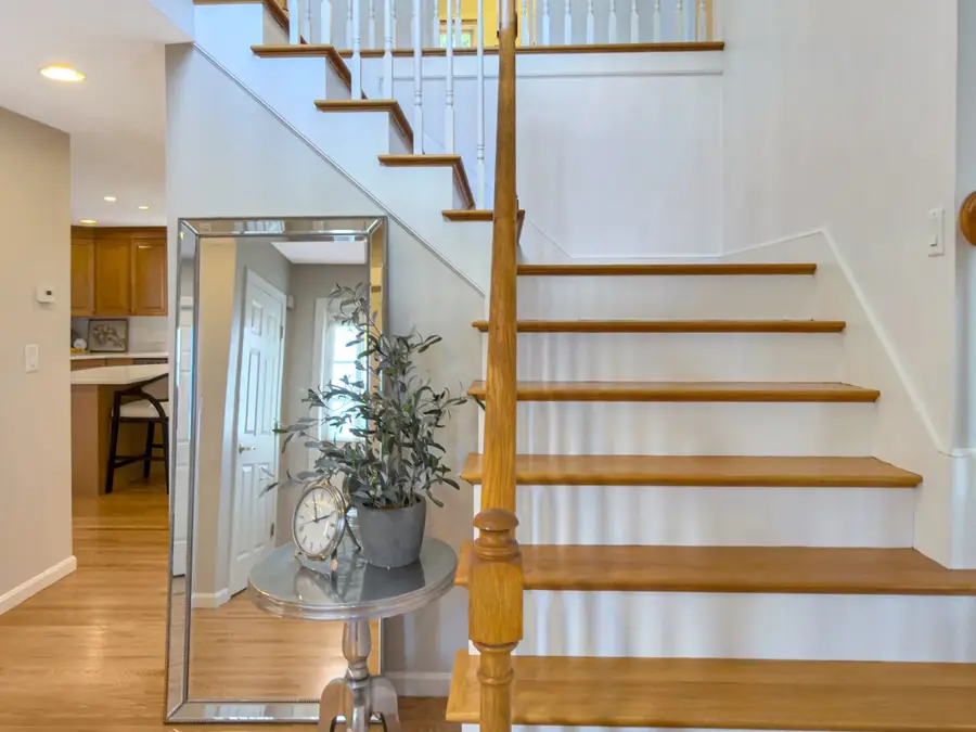 46 Prospect Ave, Hull, MA 02045 - #3