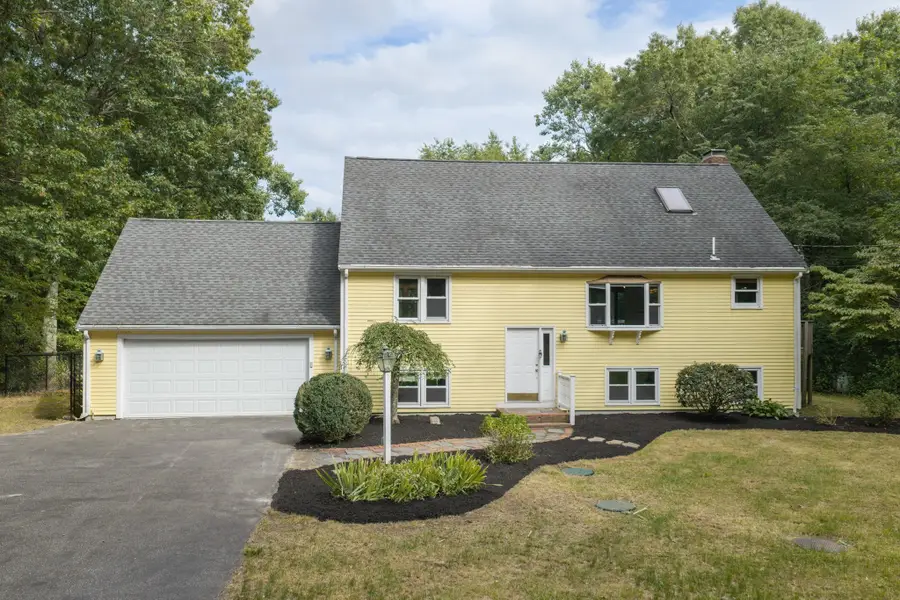15 N Precinct St, Lakeville, MA 02347 - #2
