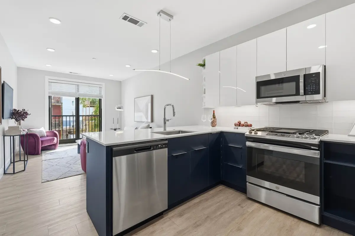 656 Saratoga #206, Boston, MA 02128 - #1
