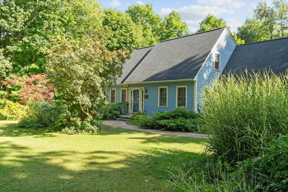 144 N Row Rd, Sterling, MA 01564 - #1