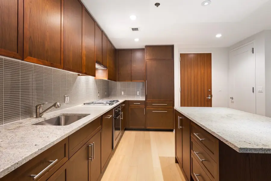 580 Washington #204, Boston, MA 02111 - #2