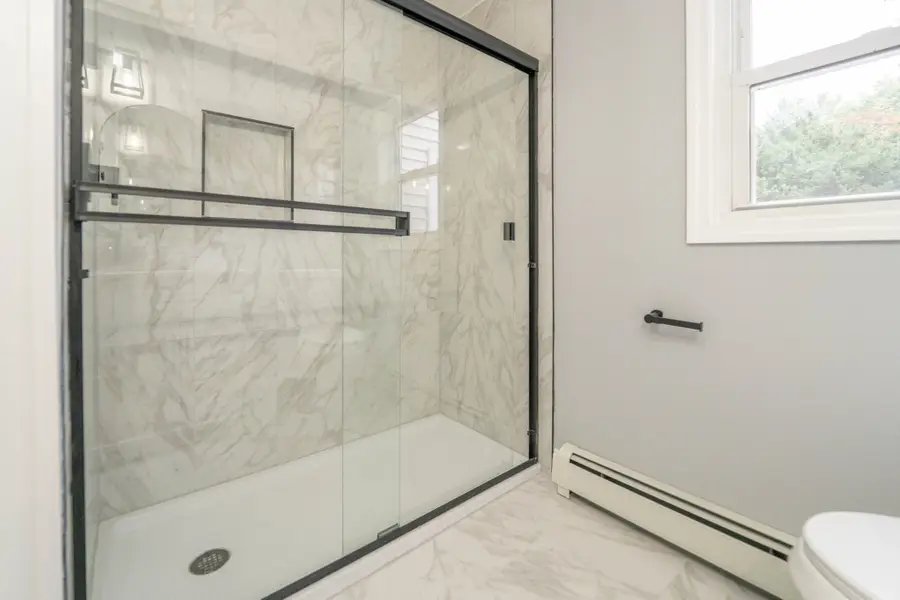 12 Melrose Ave, Dartmouth, MA 02747 - #2