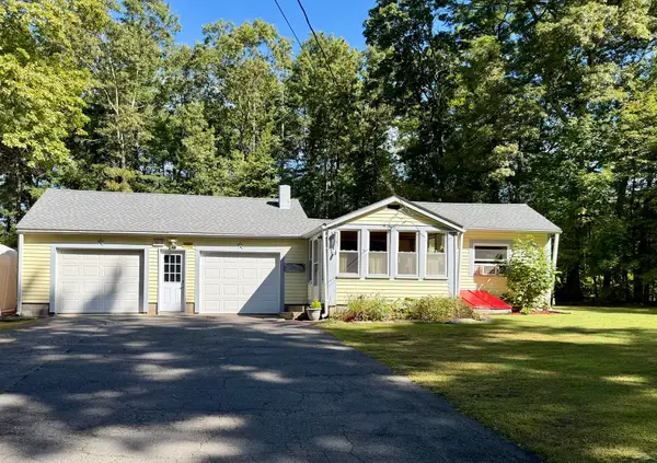 64 Munsell St, Belchertown, MA 01007