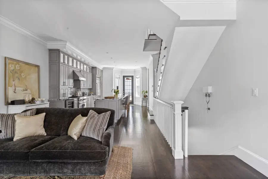 795 East 4th St, Boston, MA 02127 - #3