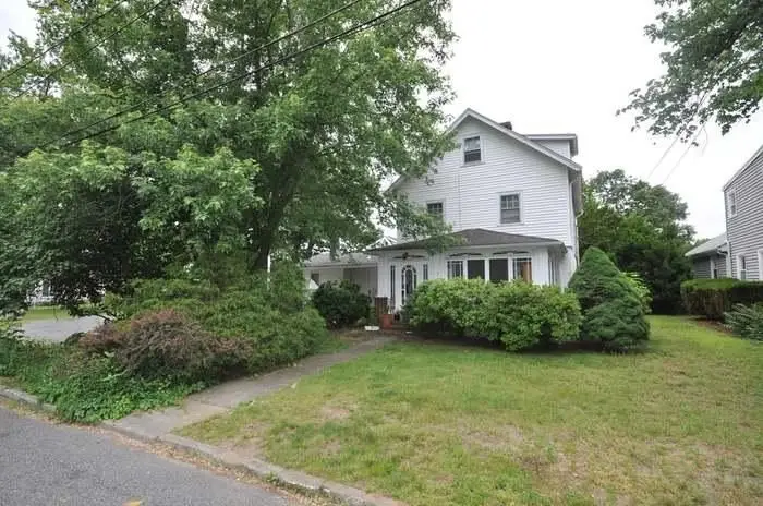 42 Birch Rd, Framingham, MA 01701 - #3