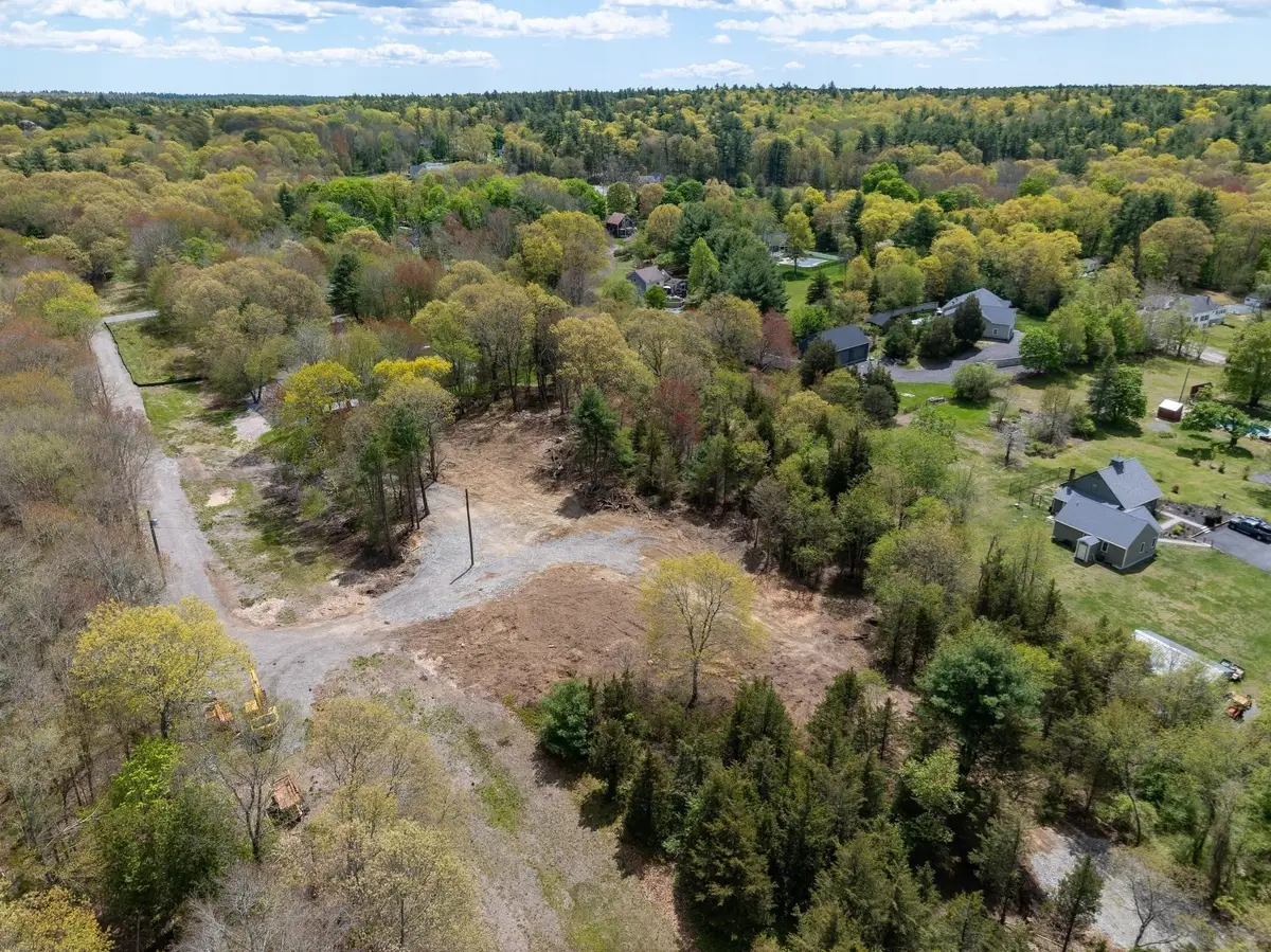 5 Julia Lane, Assonet, MA 02702 - #1
