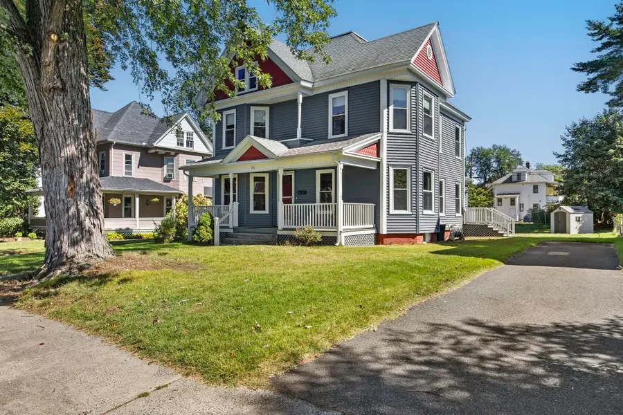 66 Nonotuck St, Holyoke, MA 01040 - #2