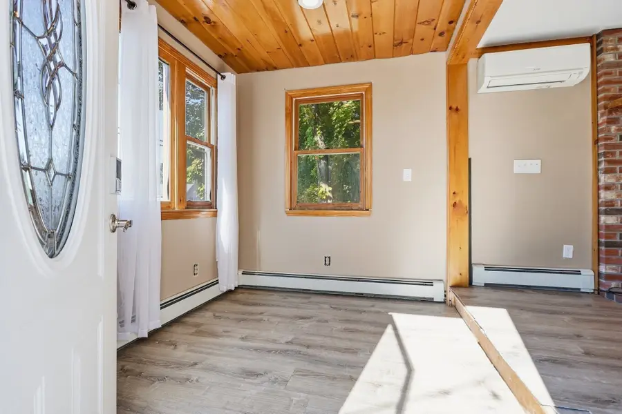 141 Long Pond Dr, Dracut, MA 01826 - #3
