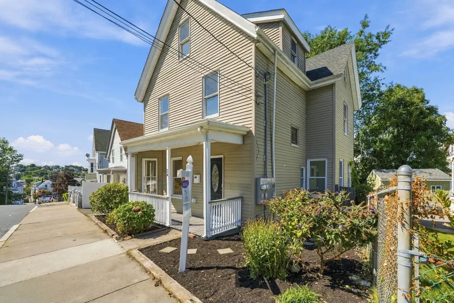 24 Birch St, Lynn, MA 01902 - #2