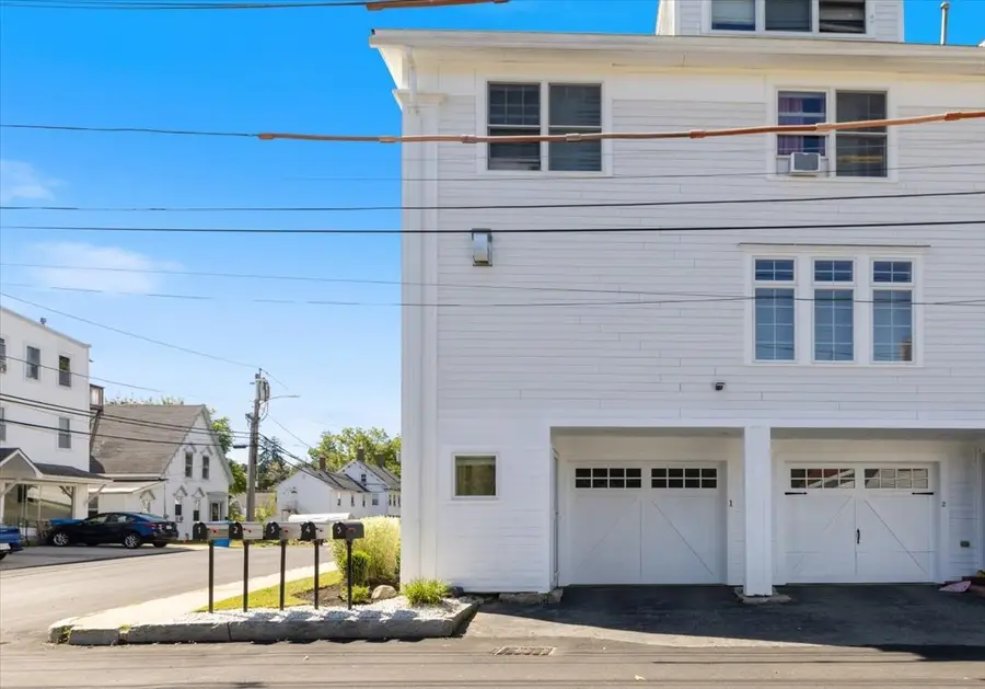 4 Mechanic St #1, Merrimac, MA 01860 - #2