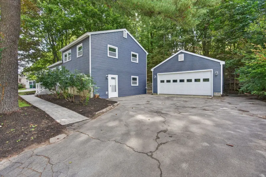 251 Winn St, Burlington, MA 01803 - #3