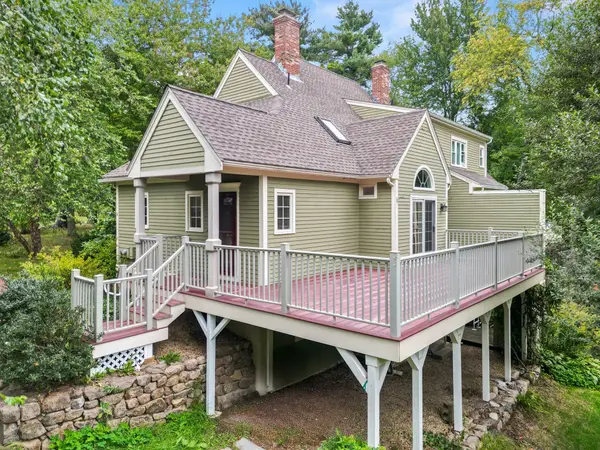 8 Patriots Lndg #8, Essex, MA 01929