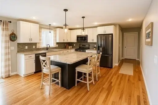 4A Aldrich Street, Belchertown, MA 01007 - #2