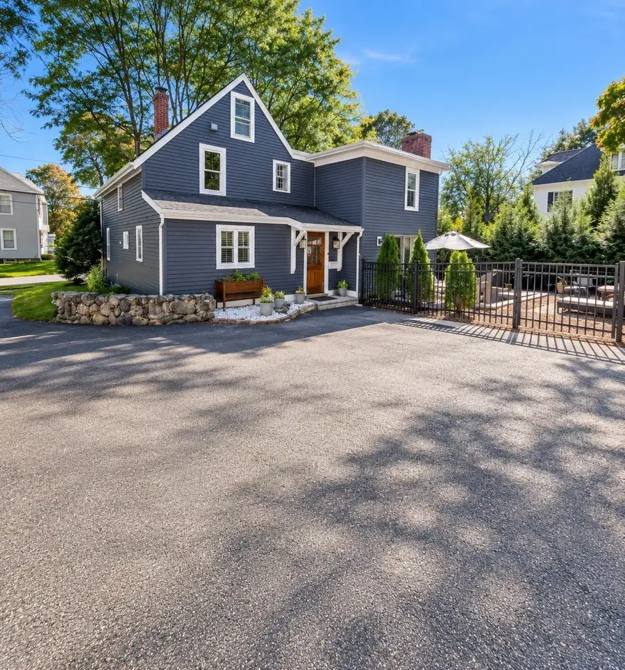 54 Whitehall Rd, Amesbury, MA 01913 - #2